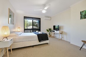 La Mer Apartments