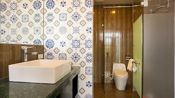 Riverside White House Boutique Hotel