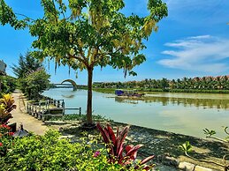 Riverside White House Boutique Hotel