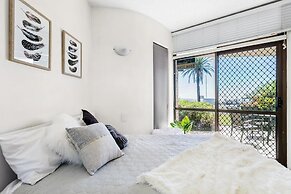 Shandelle Apartments