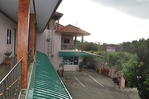 Wattana Hill Resort