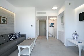 White Pearls Luxury Suites - Adults Only