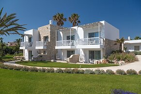 White Pearls Luxury Suites - Adults Only