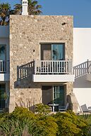 White Pearls Luxury Suites - Adults Only