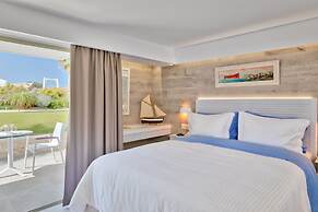 White Pearls Luxury Suites - Adults Only