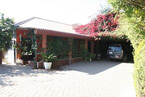 Honeybed Lodge