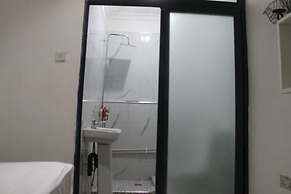 Honeybed Lodge