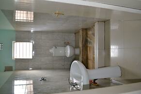 Honeybed Lodge