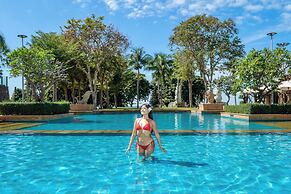 The Heritage Pattaya Beachfront Resort