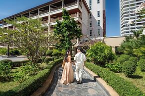 The Heritage Pattaya Beachfront Resort