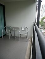 Season Five Hotel