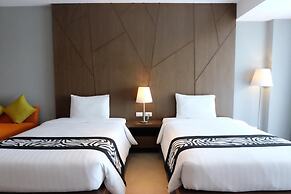 Season Five Hotel