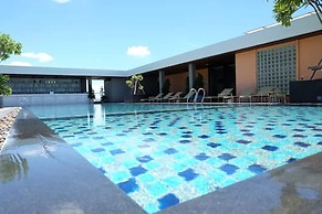 Season Five Hotel