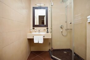 Hotel Pontos Plaza