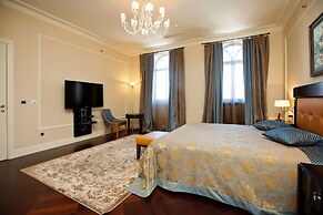 Hotel Pontos Plaza