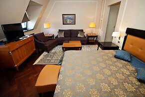 Hotel Pontos Plaza