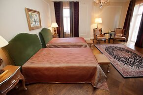 Hotel Pontos Plaza