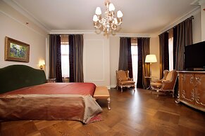 Hotel Pontos Plaza
