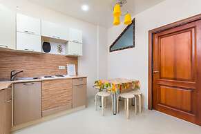 Clever House Apartments