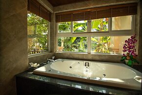 Avalon Beach Resort Pattaya