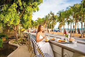 Avalon Beach Resort Pattaya