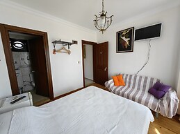 Uzum Hotel