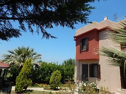 Uzum Hotel