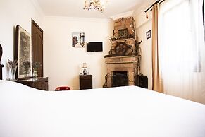 Uzum Hotel