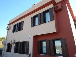 Uzum Hotel