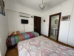 Uzum Hotel