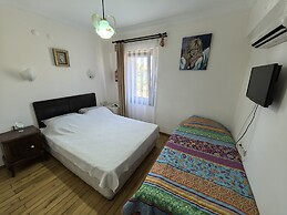 Uzum Hotel