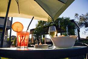 Carlo's Hotel