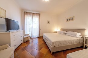 Villa Carlotta Resort