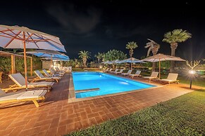Villa Carlotta Resort