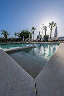 Villa Carlotta Resort