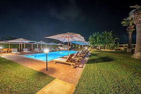 Villa Carlotta Resort