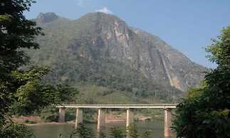 Nong Kiau Riverside
