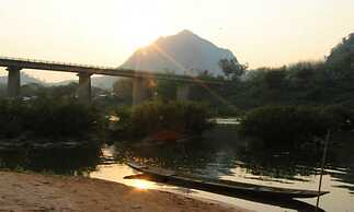 Nong Kiau Riverside
