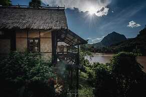 Nong Kiau Riverside