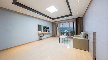 Aria Pension Resort