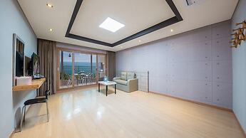 Aria Pension Resort