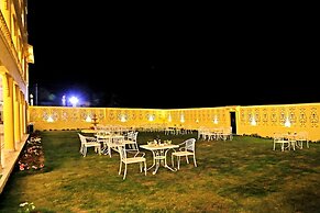 Atulya Niwas - Aravali views