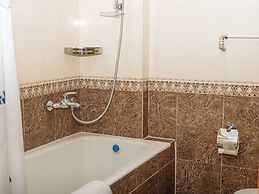 Tanan Center Serviced Apartments