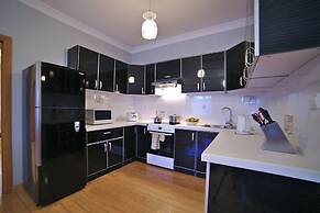 Tanan Center Serviced Apartments