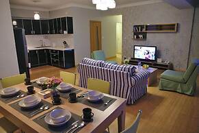 Tanan Center Serviced Apartments