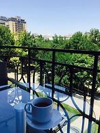 Boulevard Hotel