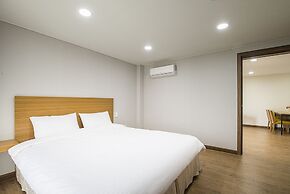 W Ocean Pension
