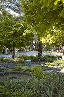 Palavra Resort
