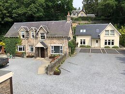 Claymore Guest House and Apartments