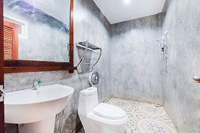 OYO 690 Bann Supansa Resort